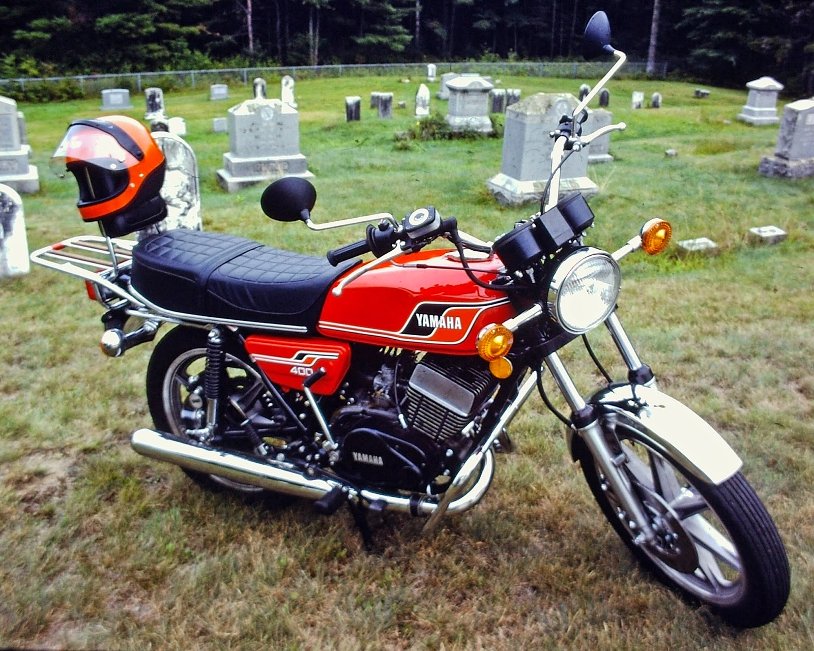 ActionshotsNH Yamaha RD400 C 1977 Motorcycle Accident